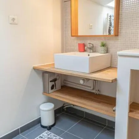 Apartmán Quiet & Duplex Wifi Near Rhone & Parc Blandan *